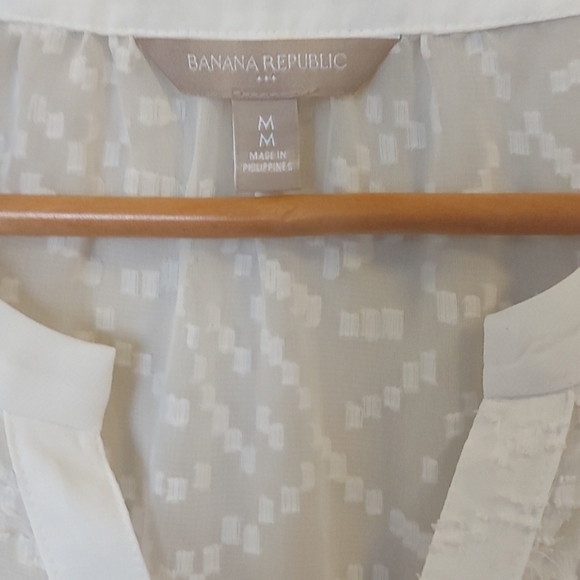 Banana Republic blouse - Picture 3 of 6
